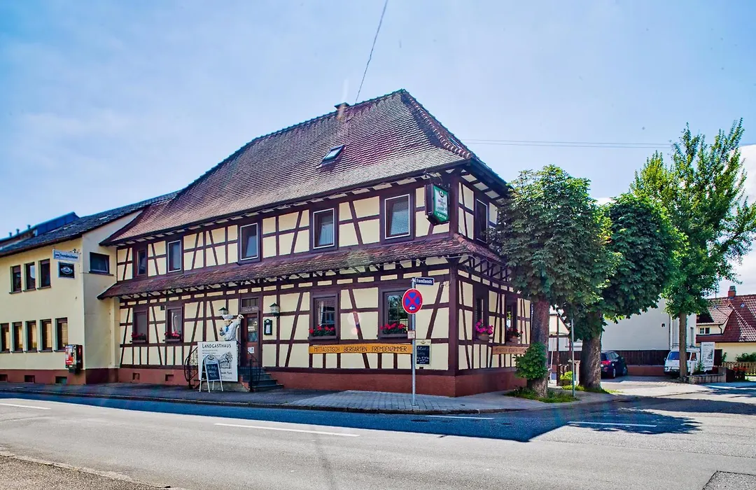 Landgasthaus Kreuz beim Tom-1